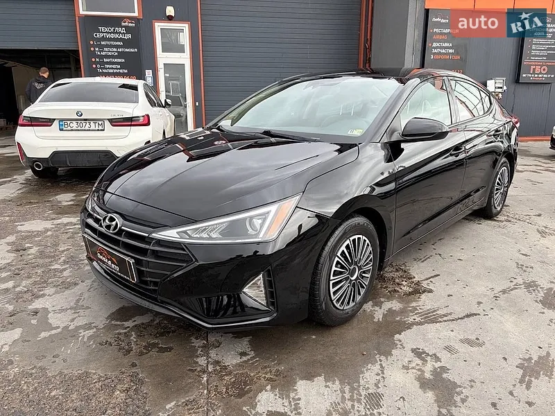 Hyundai Elantra 2019