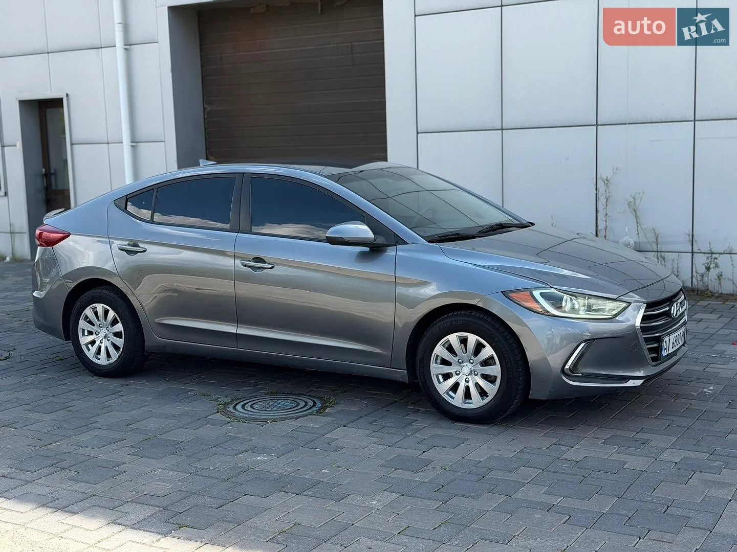 2018 Hyundai Elantra - фото 1