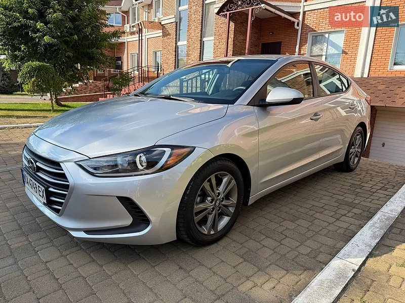 Hyundai Elantra