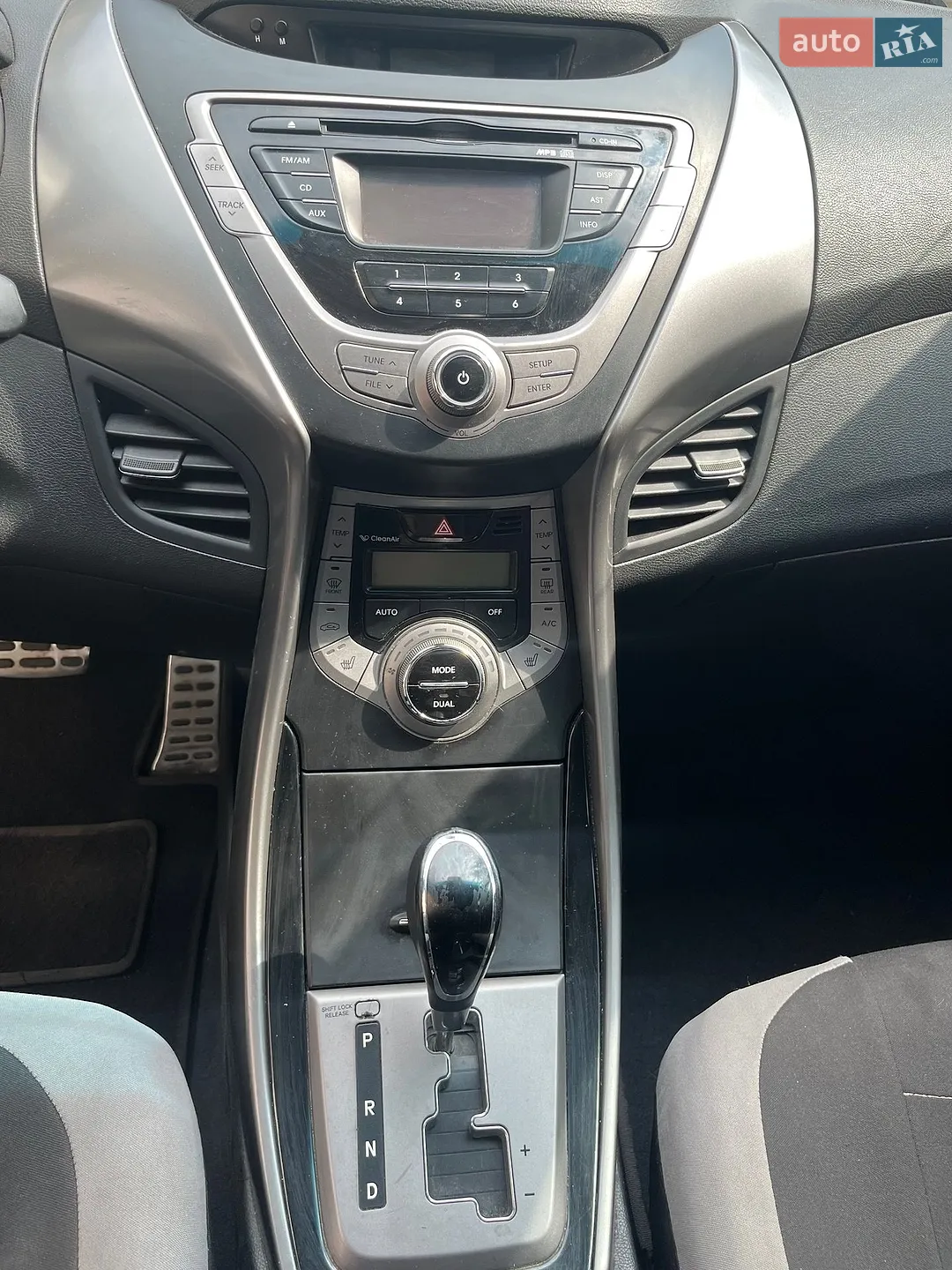 2013 Hyundai Elantra - мініатюра 11
