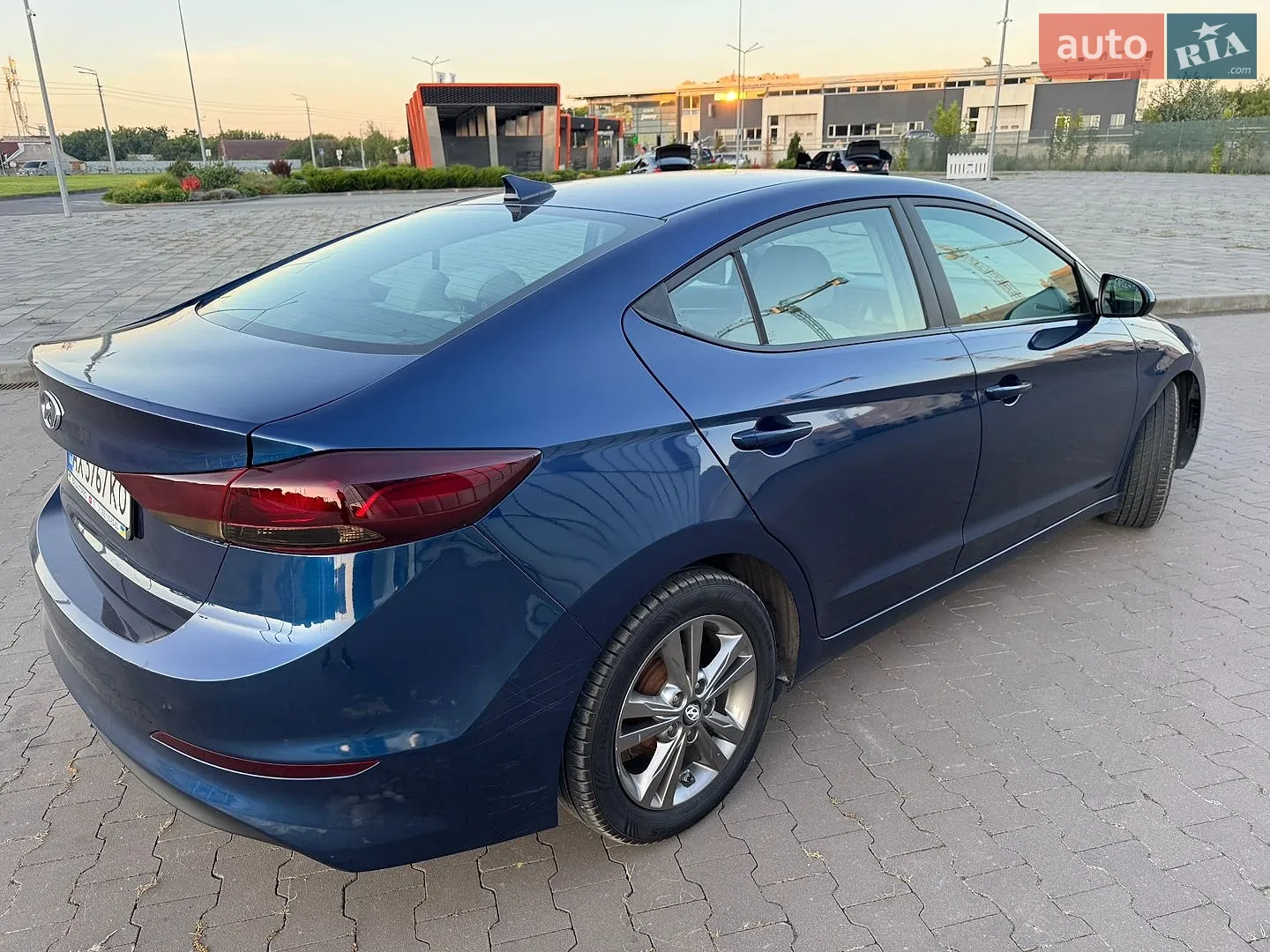 2016 Hyundai Elantra - мініатюра 10