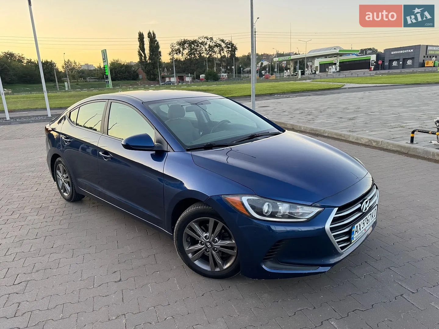 2016 Hyundai Elantra - мініатюра 23