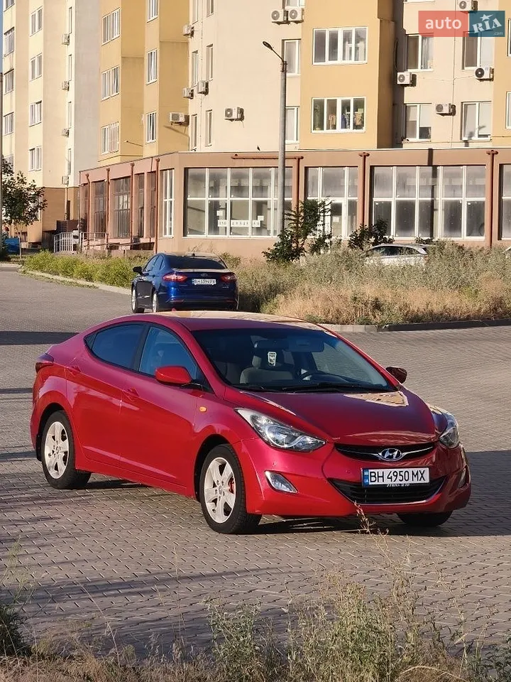 2013 Hyundai Elantra - мініатюра 18