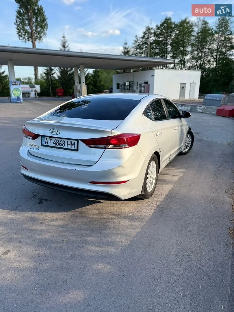 2018 Hyundai Elantra - мініатюра 2