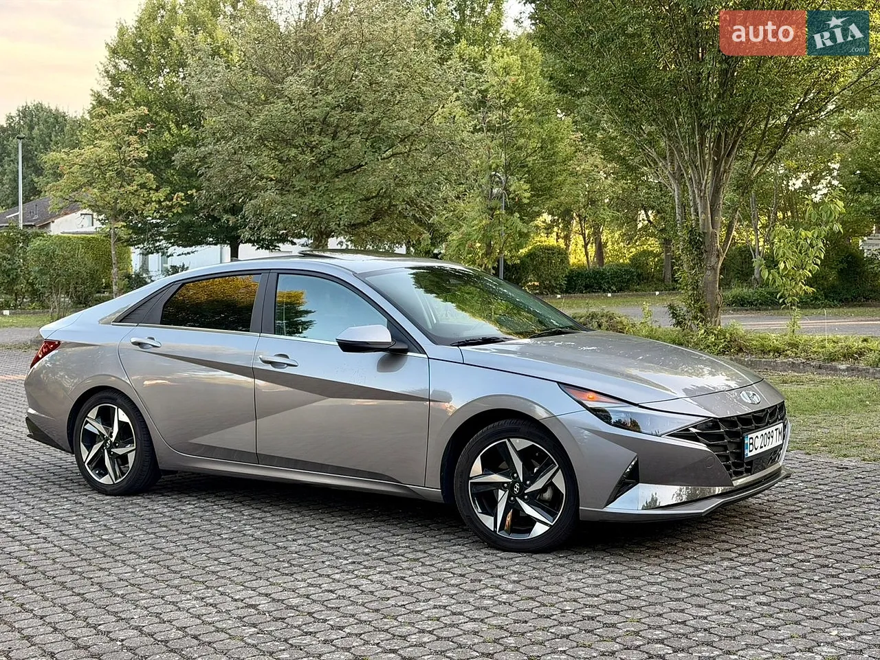 2023 Hyundai Elantra - мініатюра 11