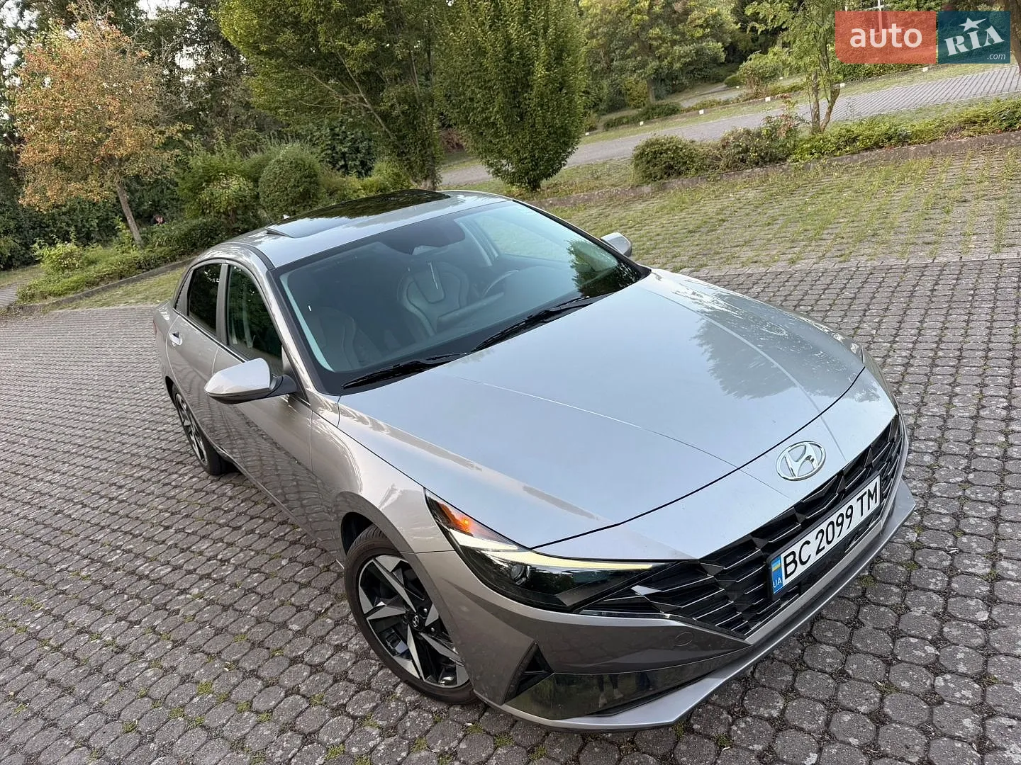 2023 Hyundai Elantra - мініатюра 12