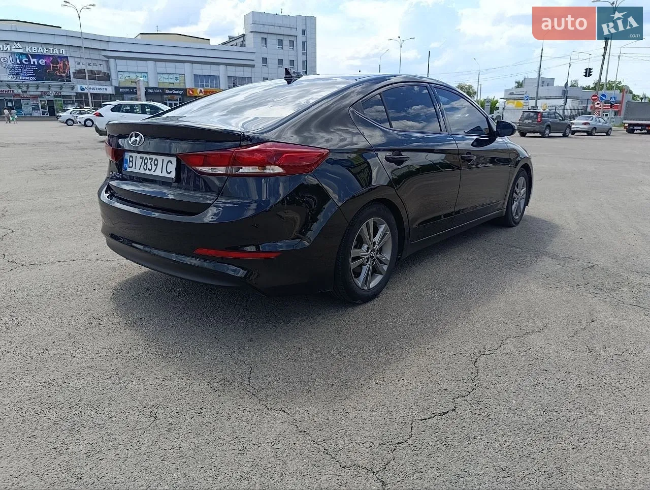 2018 Hyundai Elantra - мініатюра 2