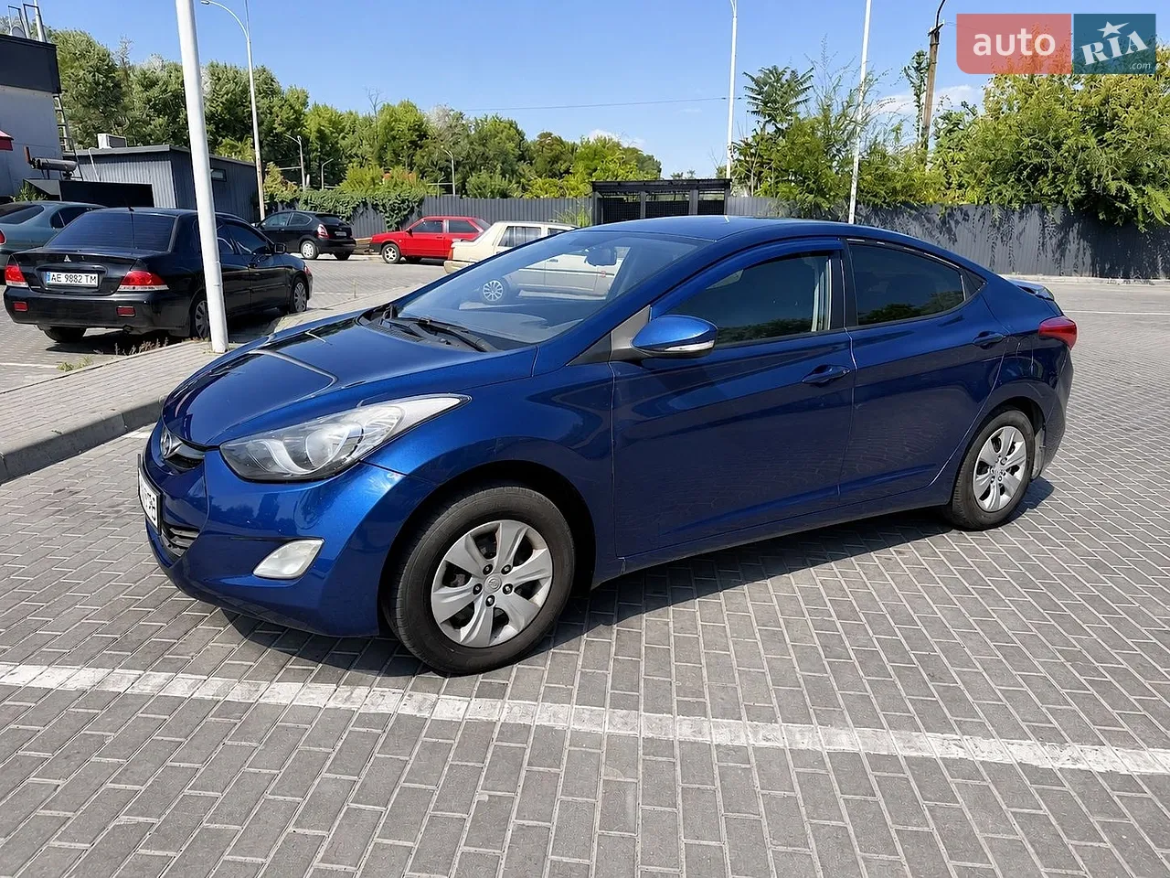 2012 Hyundai Elantra - мініатюра 23