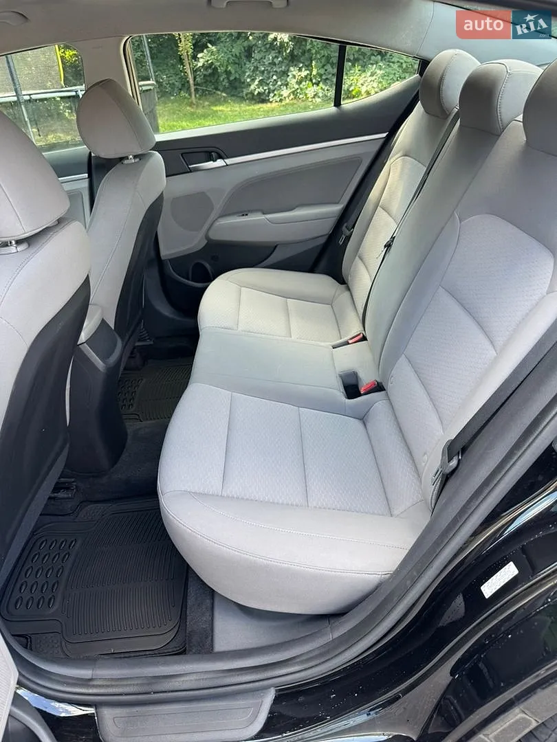 2019 Hyundai Elantra - мініатюра 14