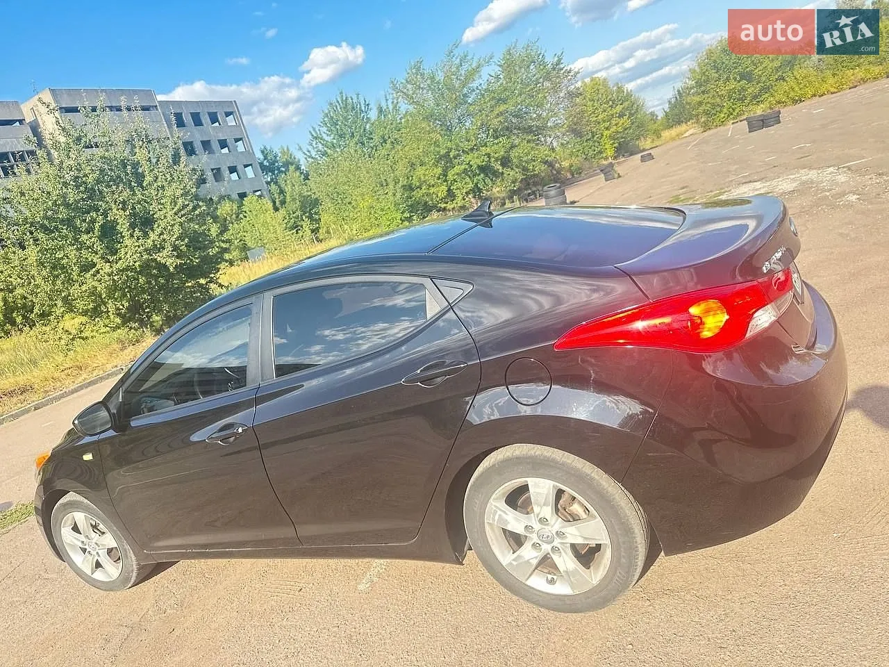 2011 Hyundai Elantra - мініатюра 5