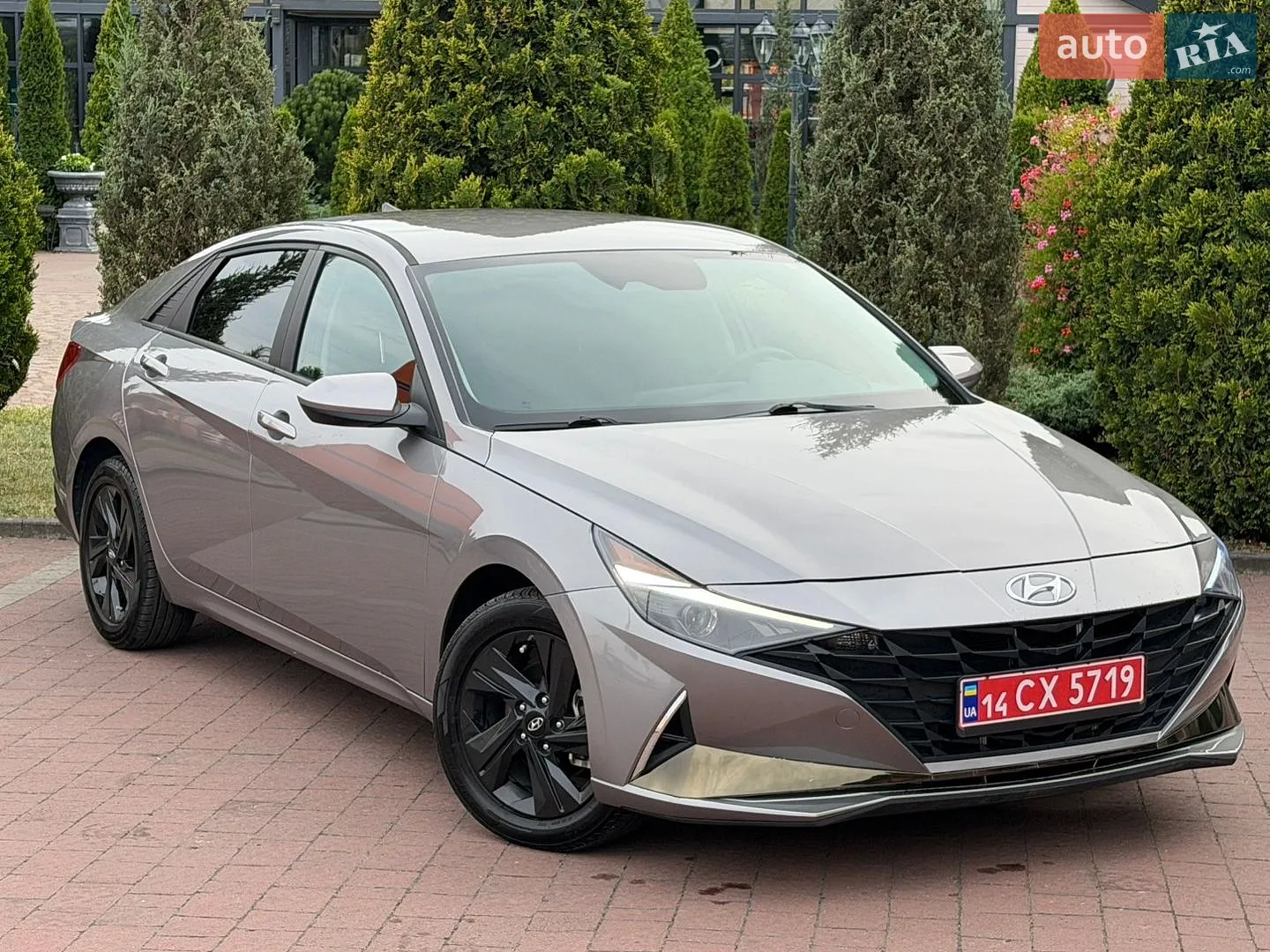 2023 Hyundai Elantra - мініатюра 3