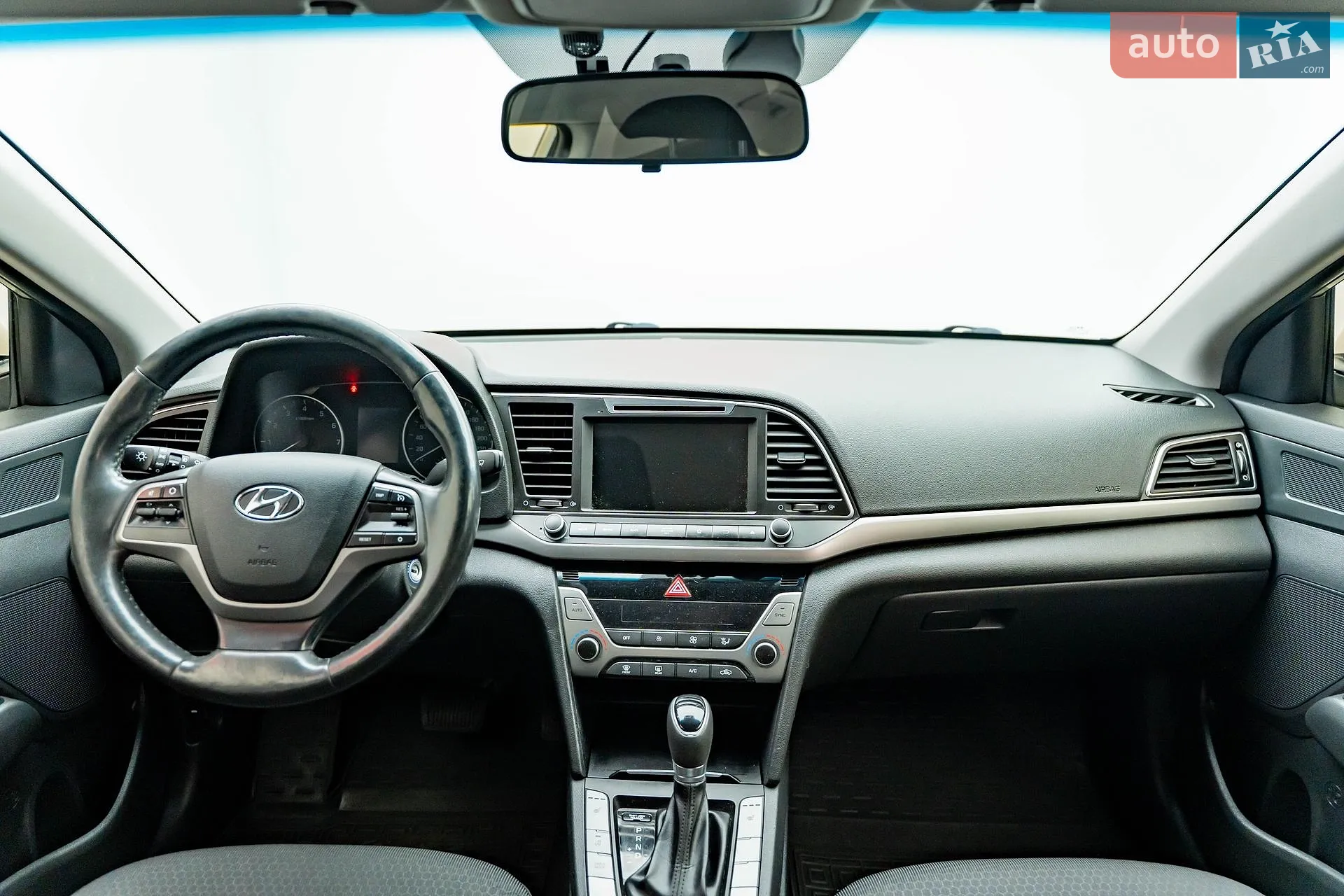 2018 Hyundai Elantra - мініатюра 10