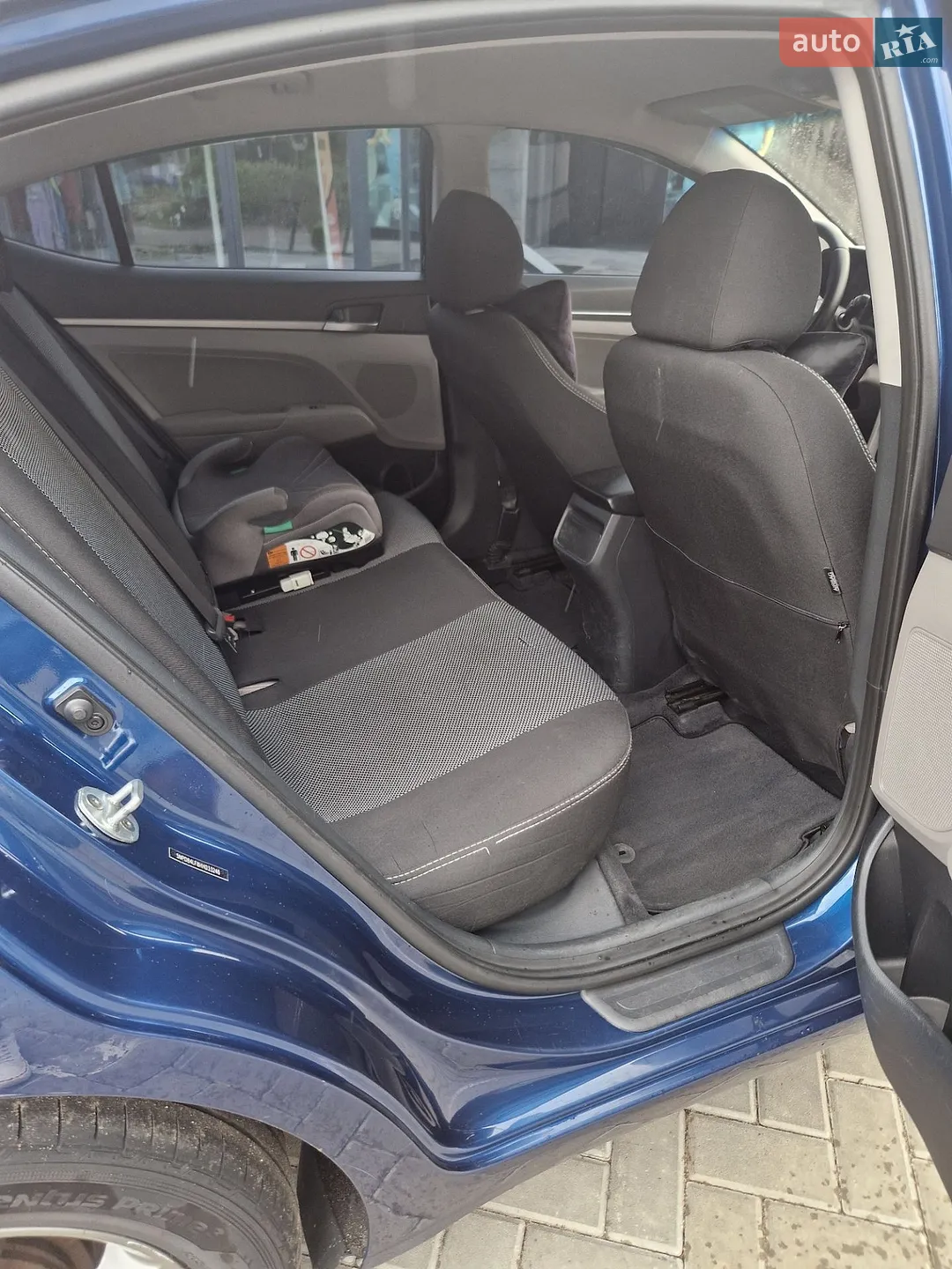 2016 Hyundai Elantra - мініатюра 5