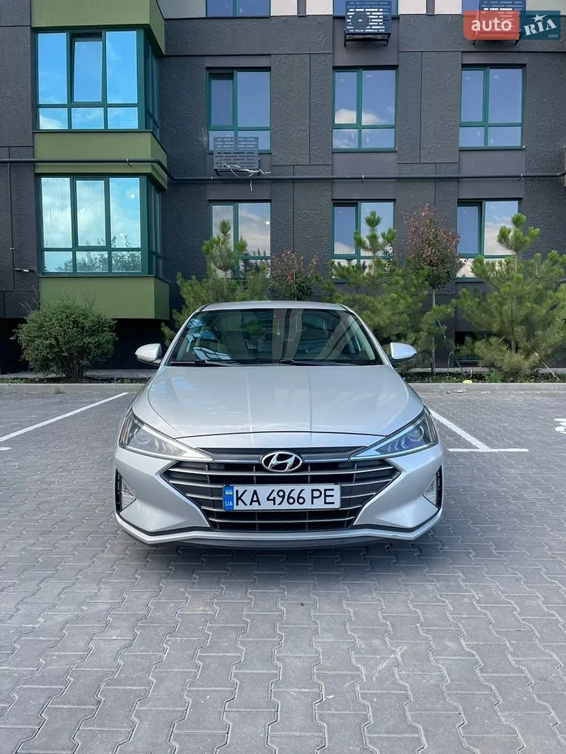 2018 Hyundai Elantra - мініатюра 3