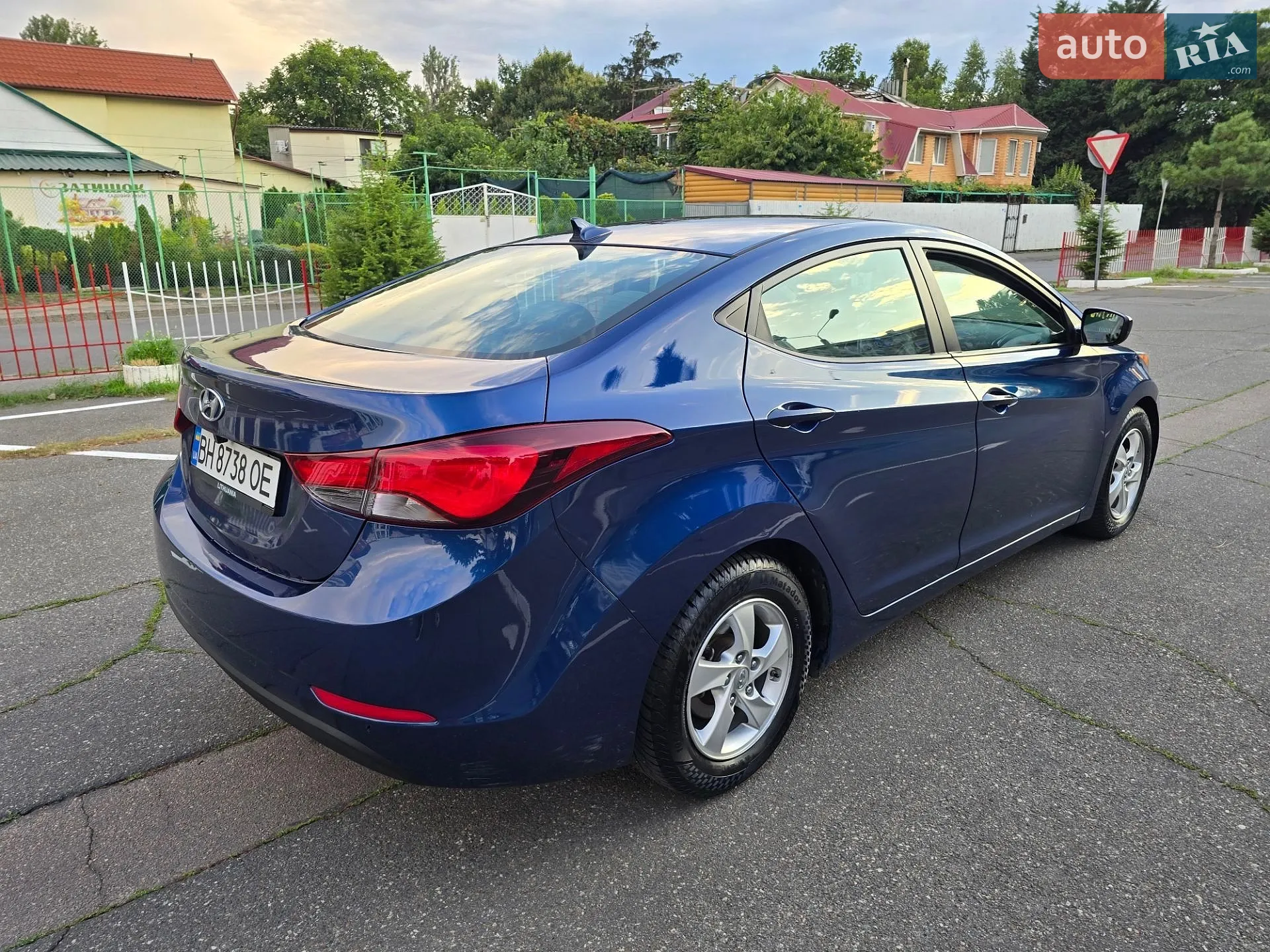 2014 Hyundai Elantra - мініатюра 18