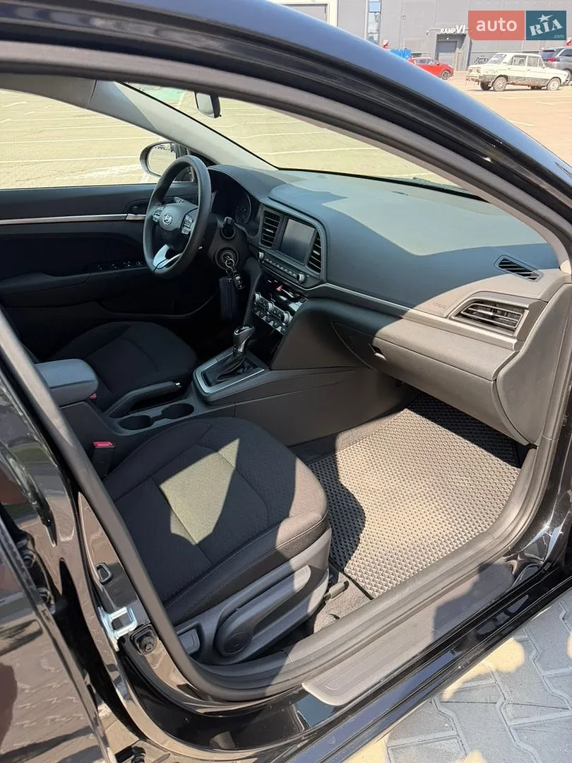 2019 Hyundai Elantra - мініатюра 39