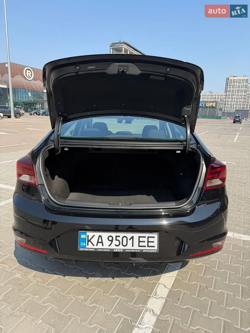 2019 Hyundai Elantra - мініатюра 47