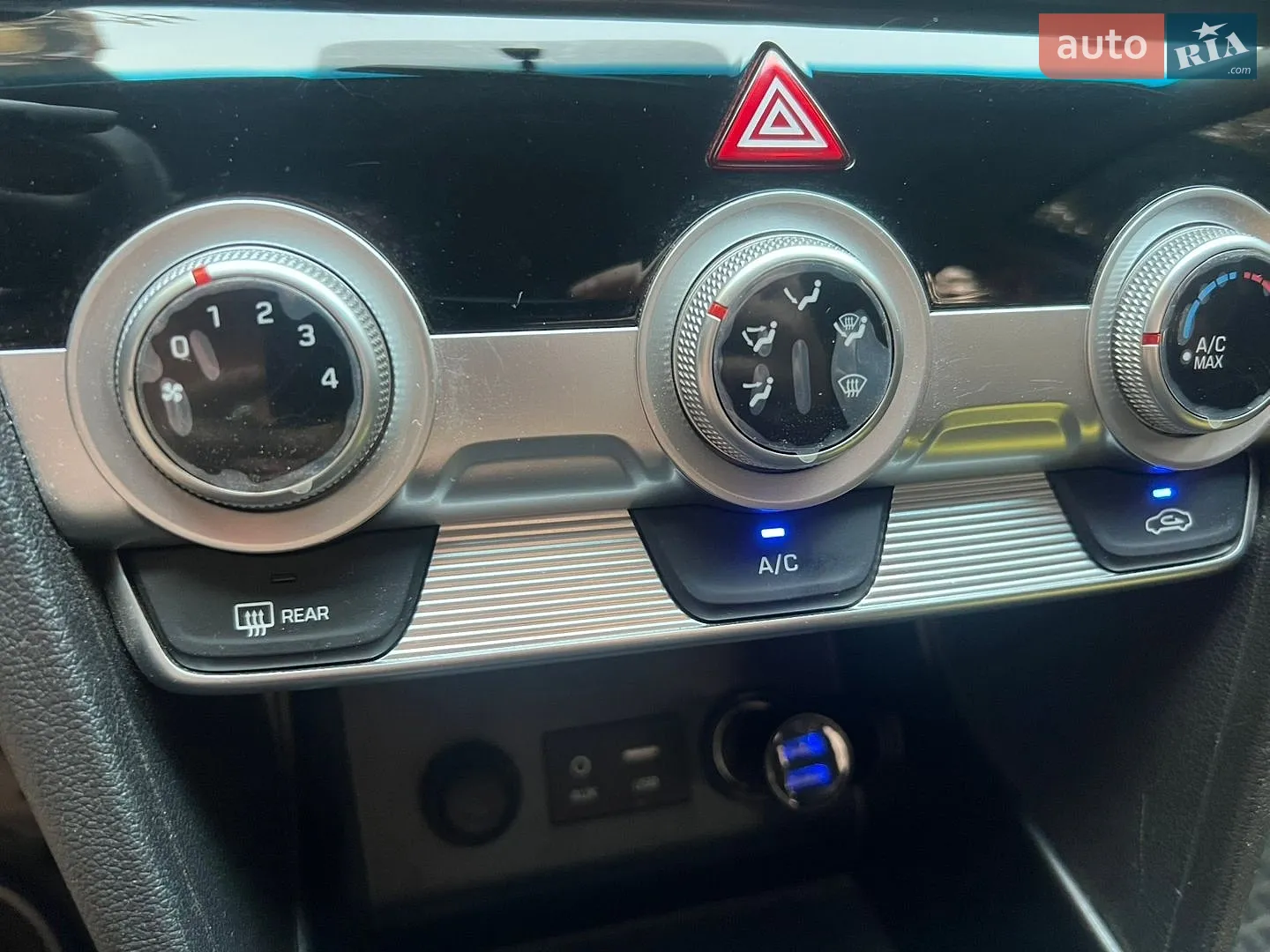 2020 Hyundai Elantra - мініатюра 11
