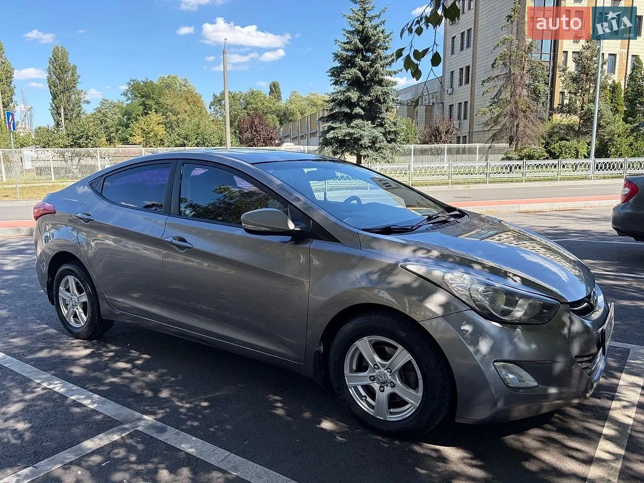 2012 Hyundai Elantra - мініатюра 9