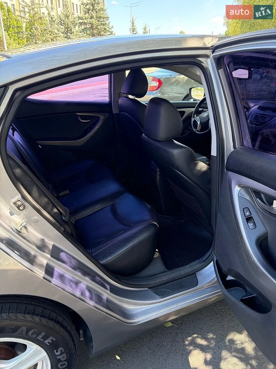 2012 Hyundai Elantra - мініатюра 10