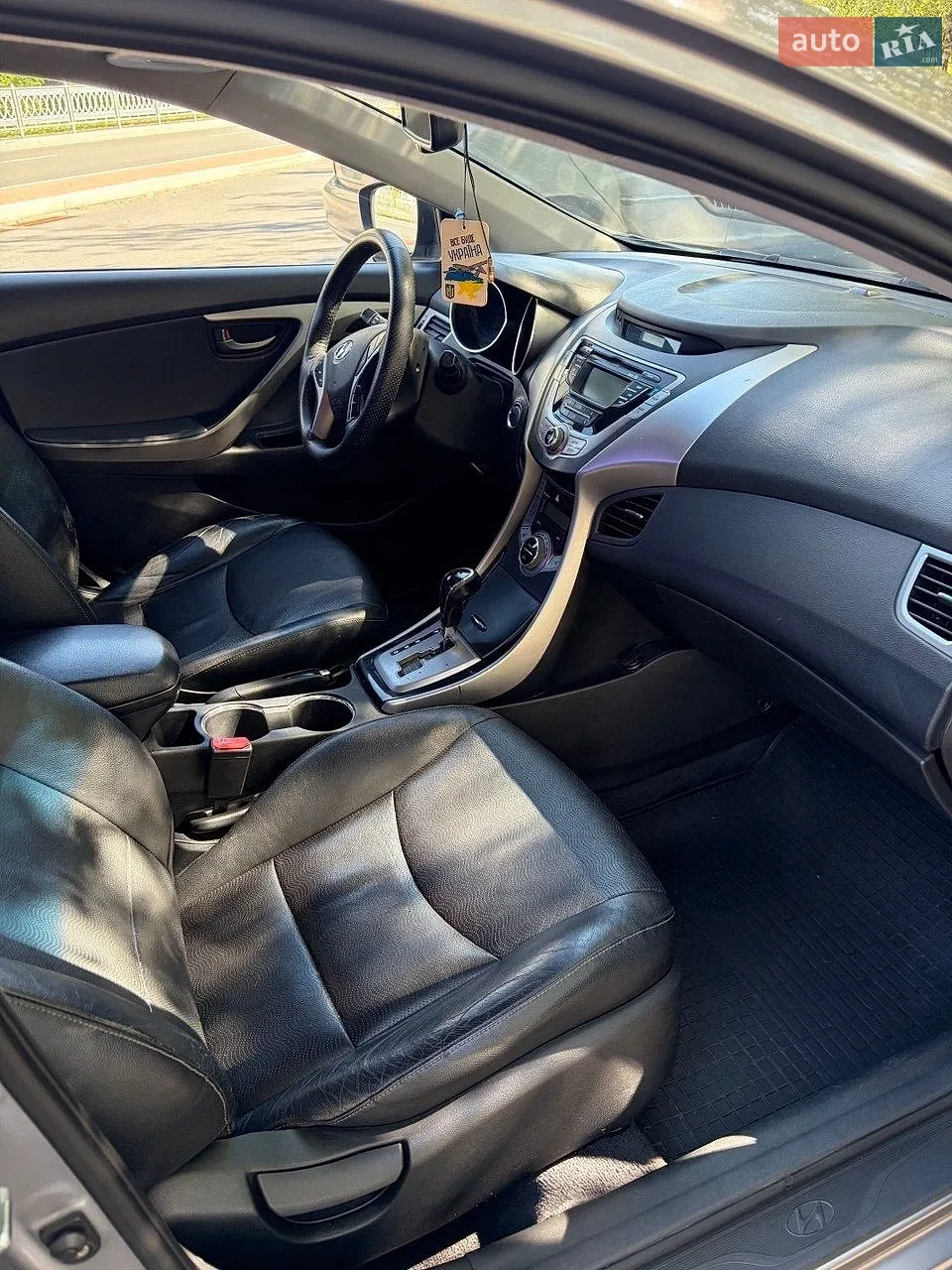 2012 Hyundai Elantra - мініатюра 13