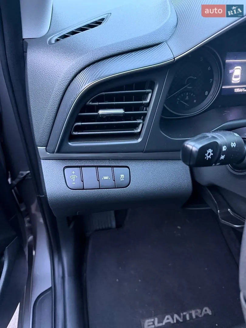 2019 Hyundai Elantra - мініатюра 36