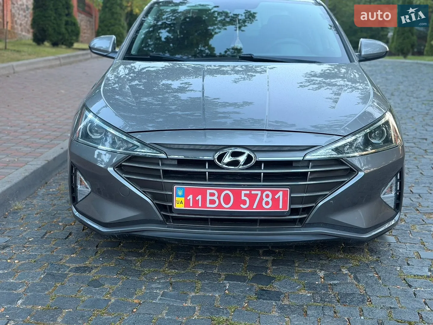 2019 Hyundai Elantra - мініатюра 12