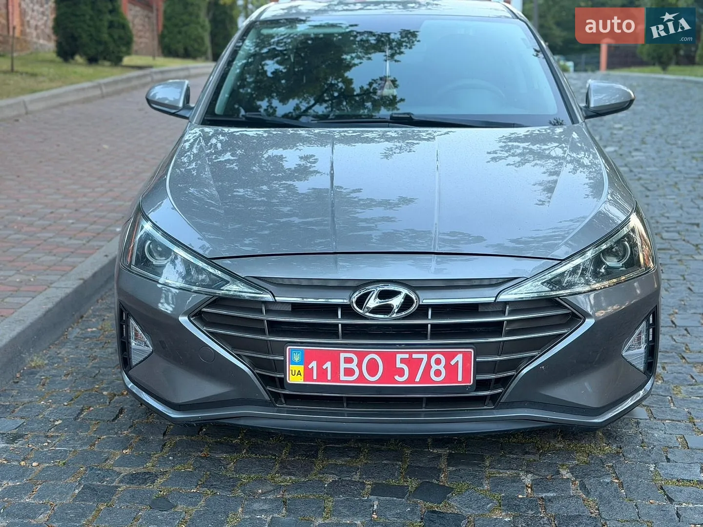 2019 Hyundai Elantra - мініатюра 9