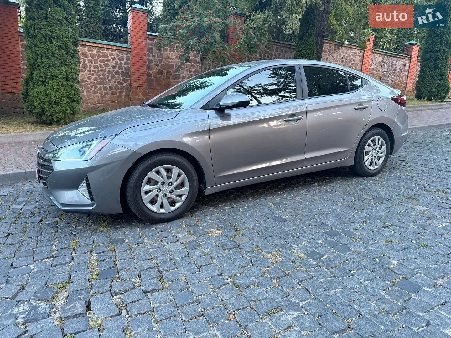 2019 Hyundai Elantra - мініатюра 13