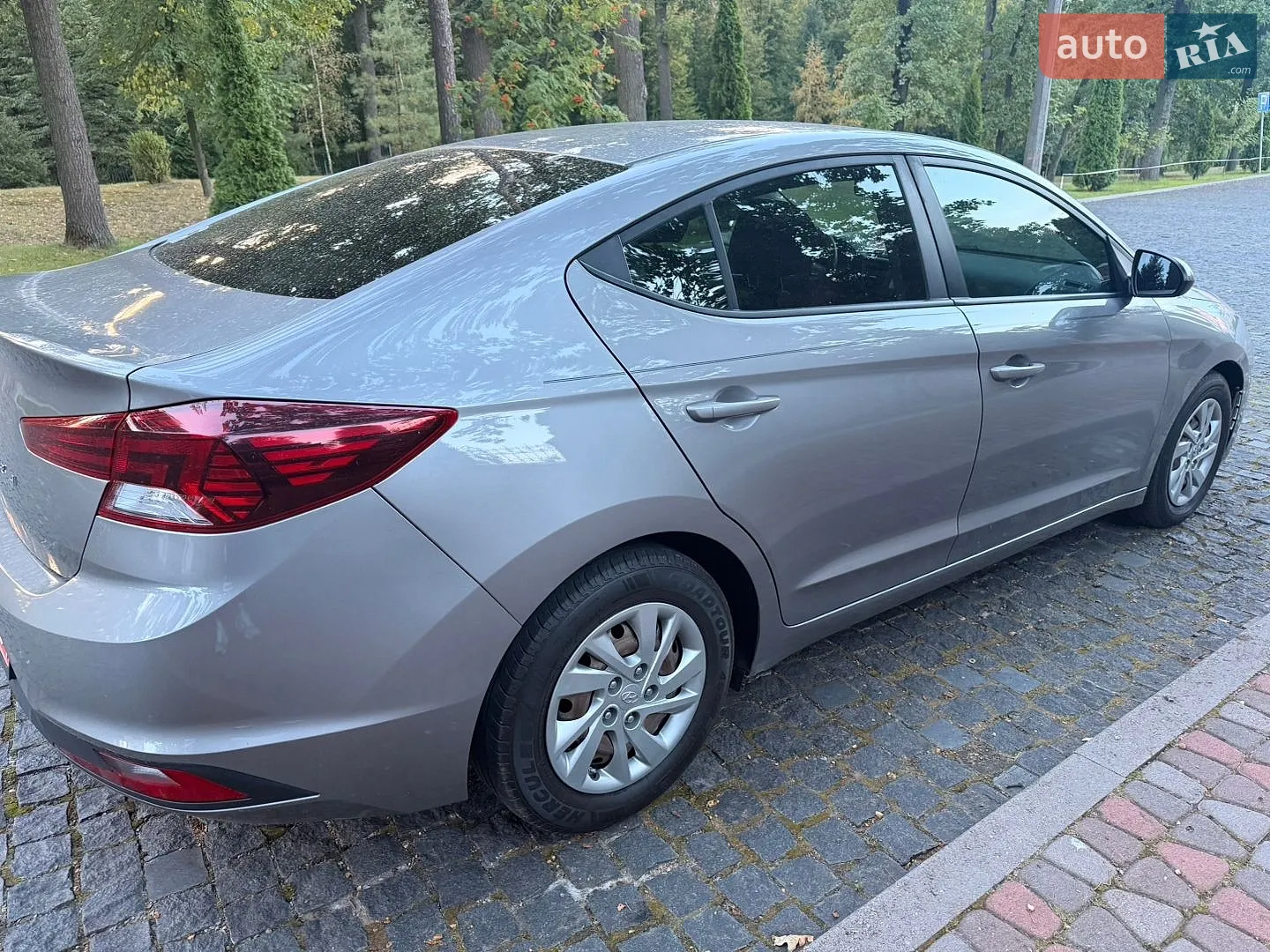 2019 Hyundai Elantra - мініатюра 16