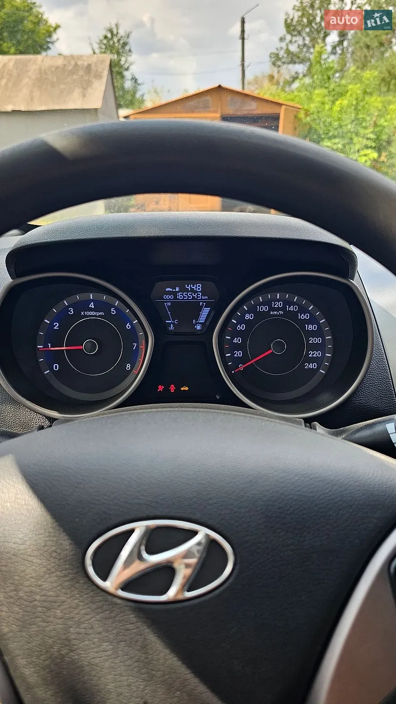 2013 Hyundai Elantra - мініатюра 21
