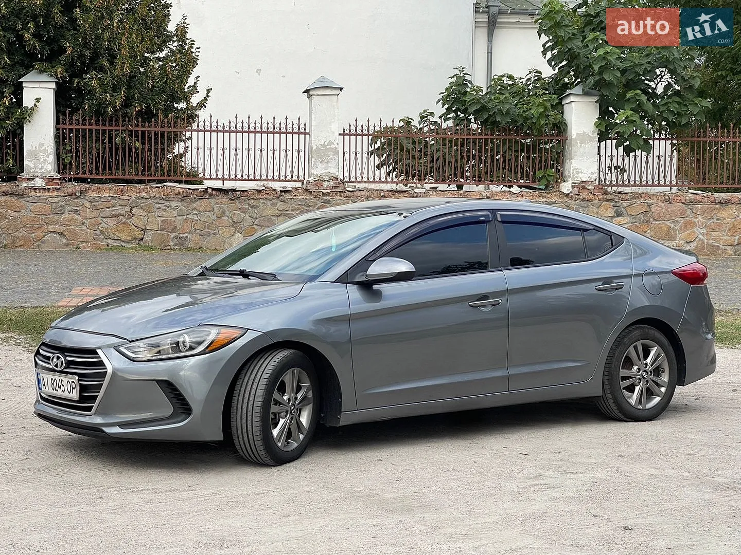 2016 Hyundai Elantra - мініатюра 8