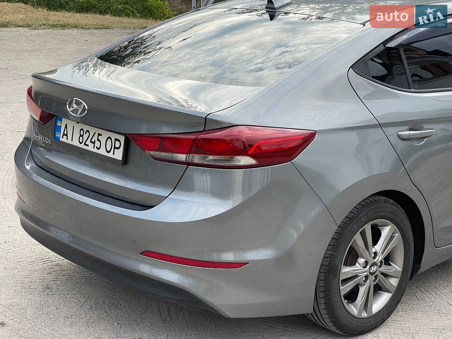 2016 Hyundai Elantra - мініатюра 14