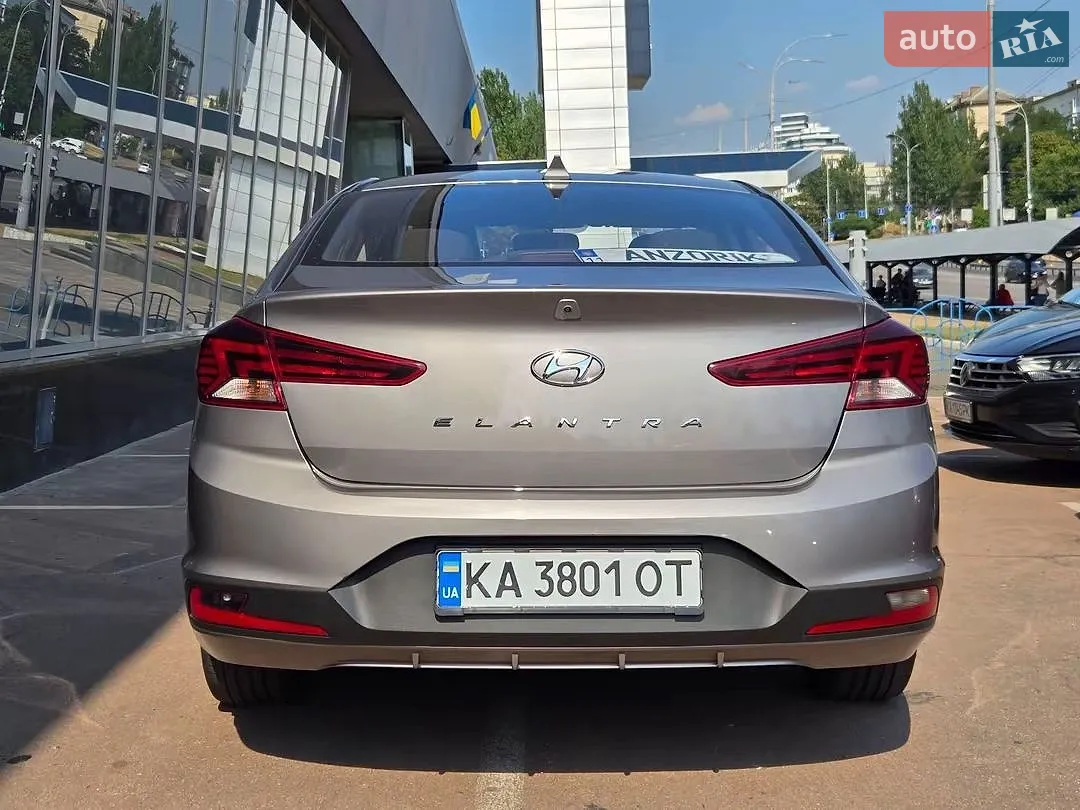 2020 Hyundai Elantra - мініатюра 7