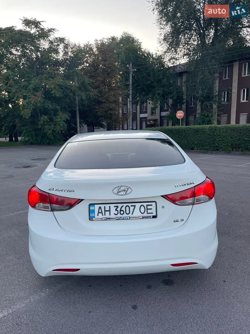 2012 Hyundai Elantra - мініатюра 7