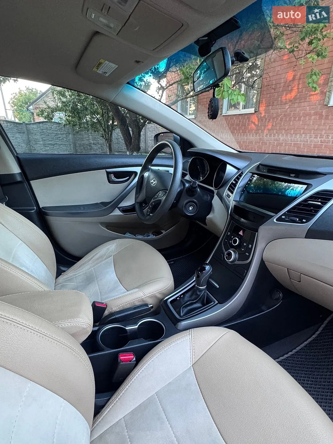 2015 Hyundai Elantra - мініатюра 5