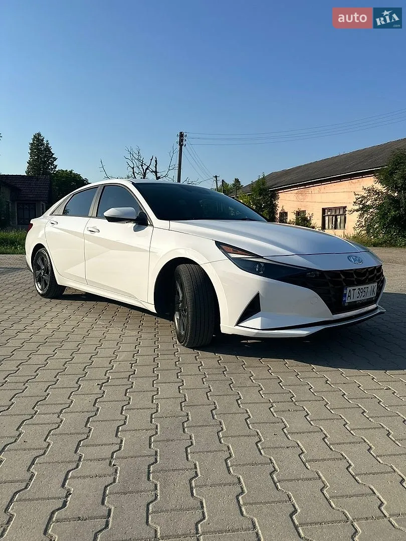 2022 Hyundai Elantra - мініатюра 3