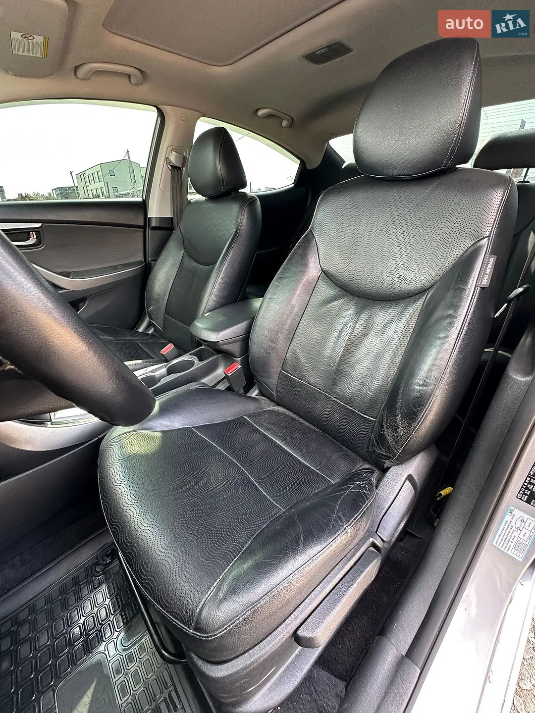 2013 Hyundai Elantra - мініатюра 20