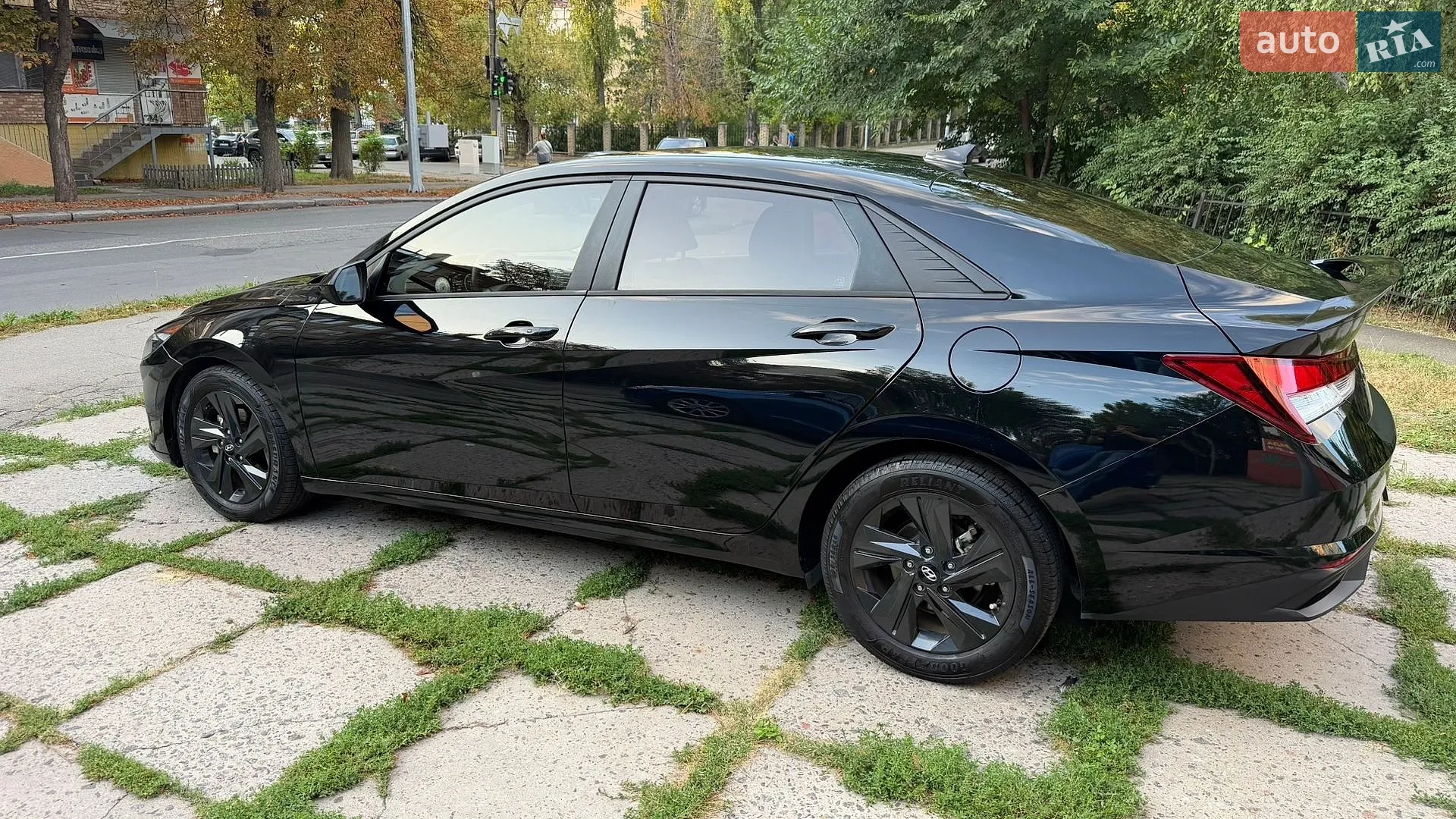 2020 Hyundai Elantra - мініатюра 20