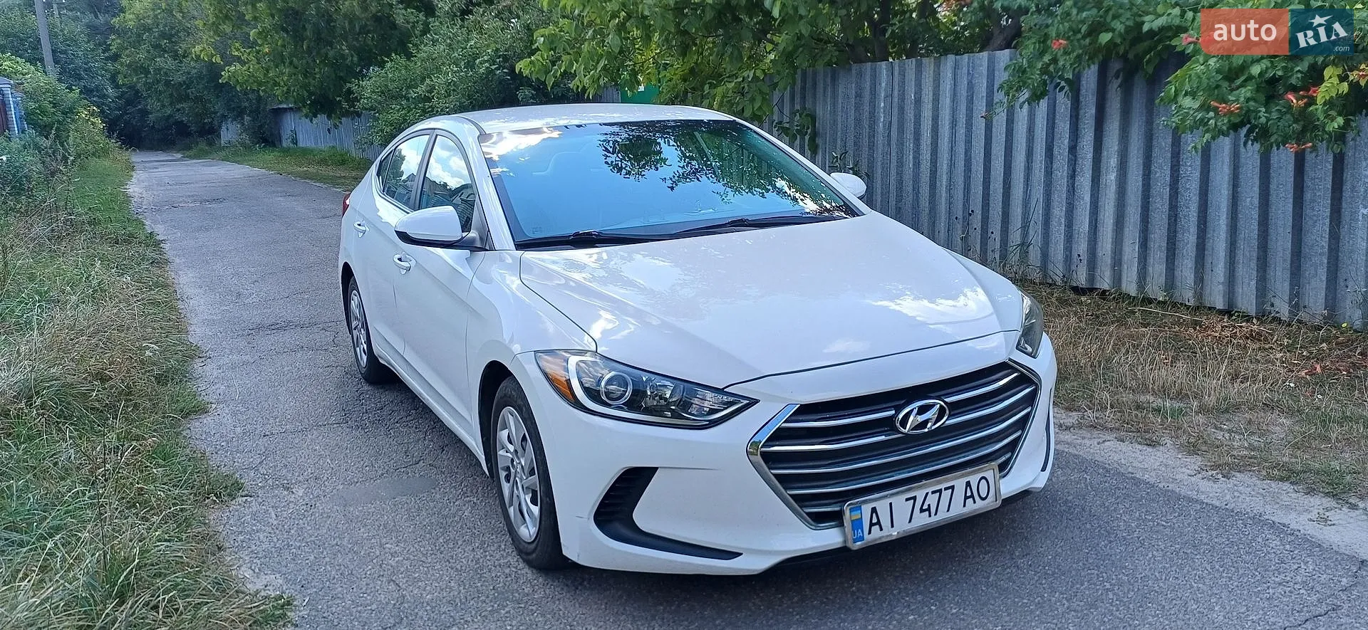 2016 Hyundai Elantra - мініатюра 2