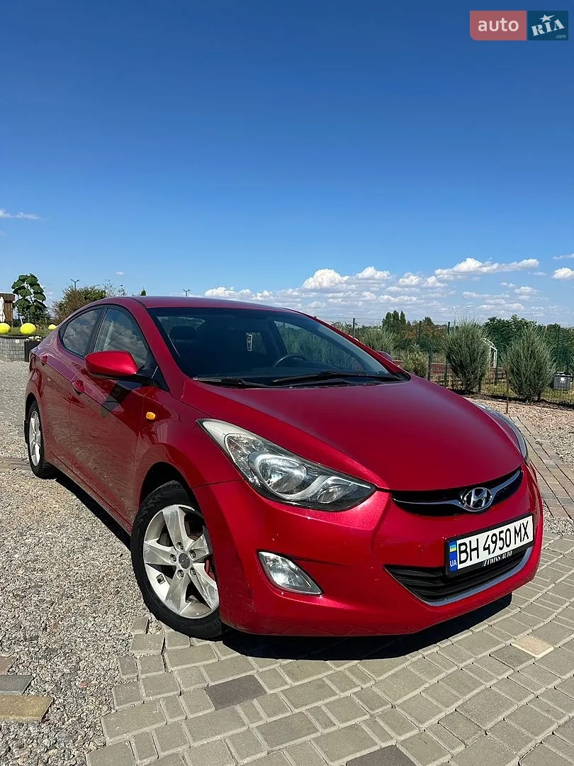 2013 Hyundai Elantra - мініатюра 8