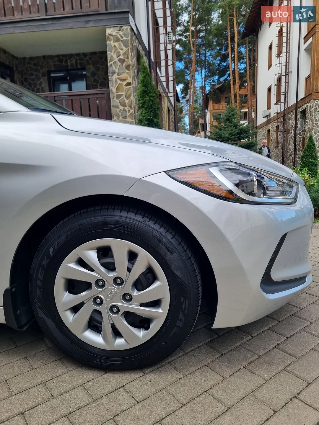 2017 Hyundai Elantra - мініатюра 10