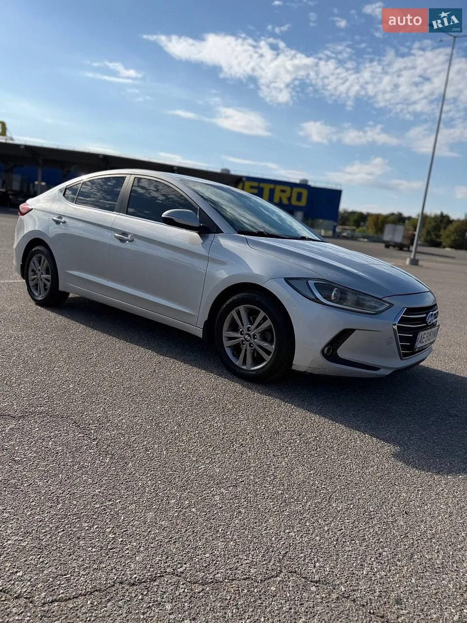 2017 Hyundai Elantra - мініатюра 9
