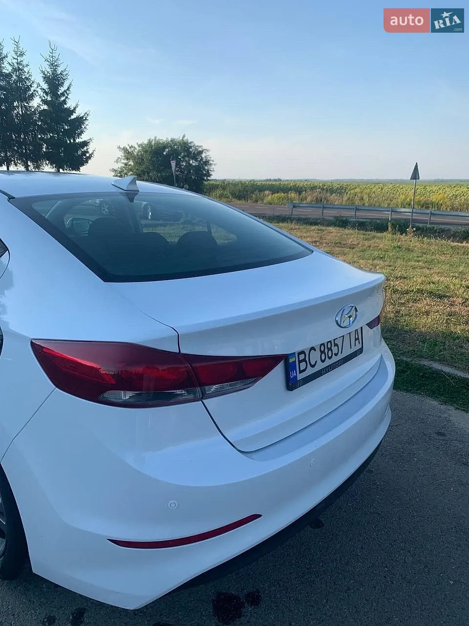 2018 Hyundai Elantra - мініатюра 5