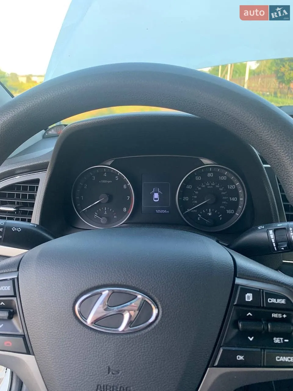 2018 Hyundai Elantra - мініатюра 27