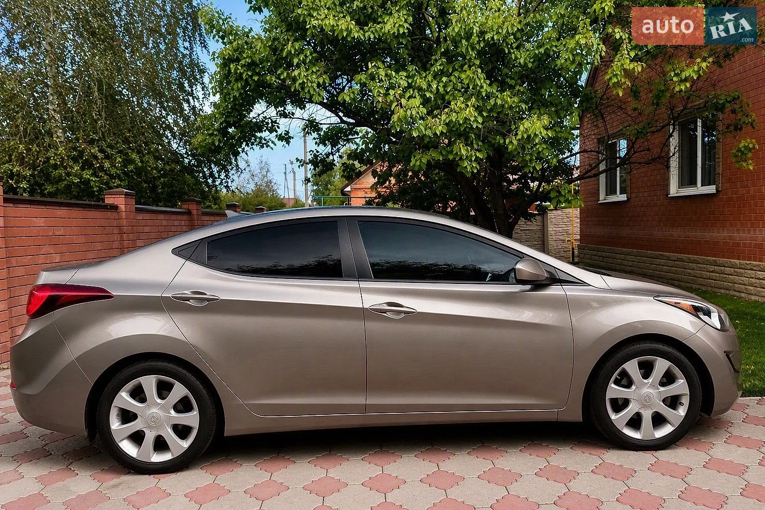 2015 Hyundai Elantra - мініатюра 4