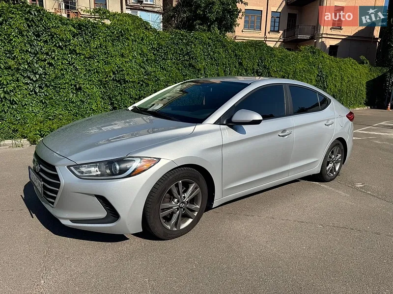 Hyundai Elantra