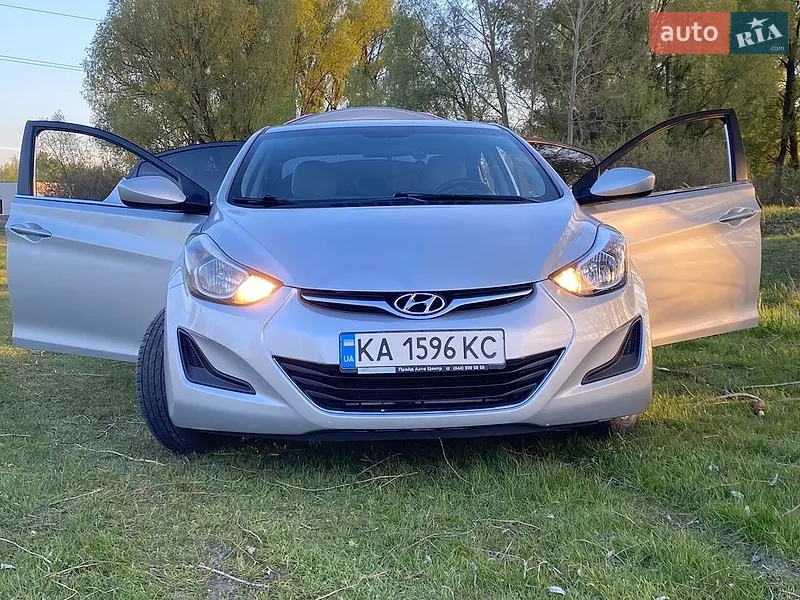 Hyundai Elantra 2015
