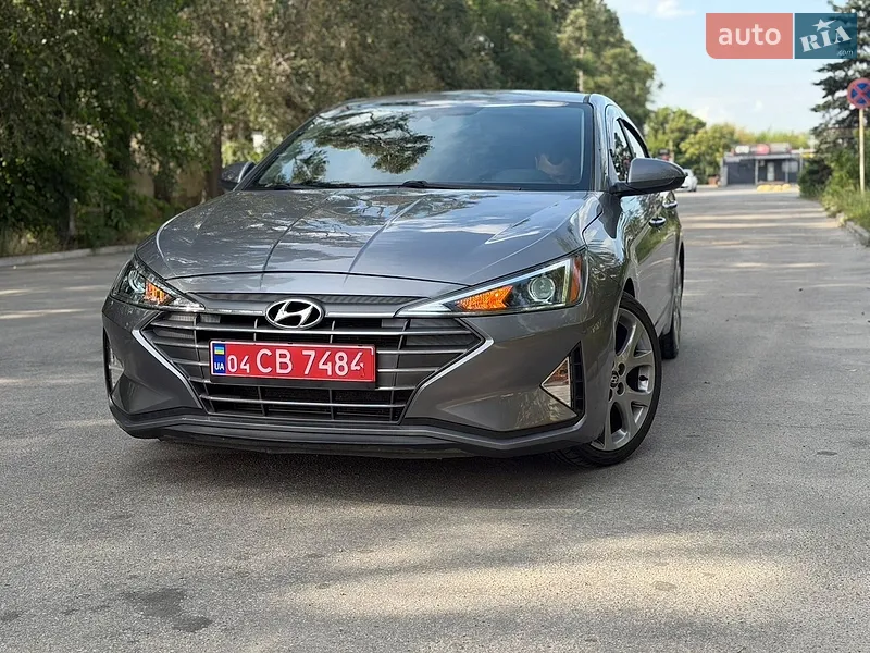 Hyundai Elantra