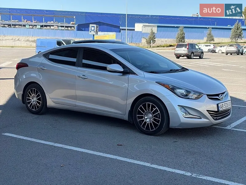 Hyundai Elantra